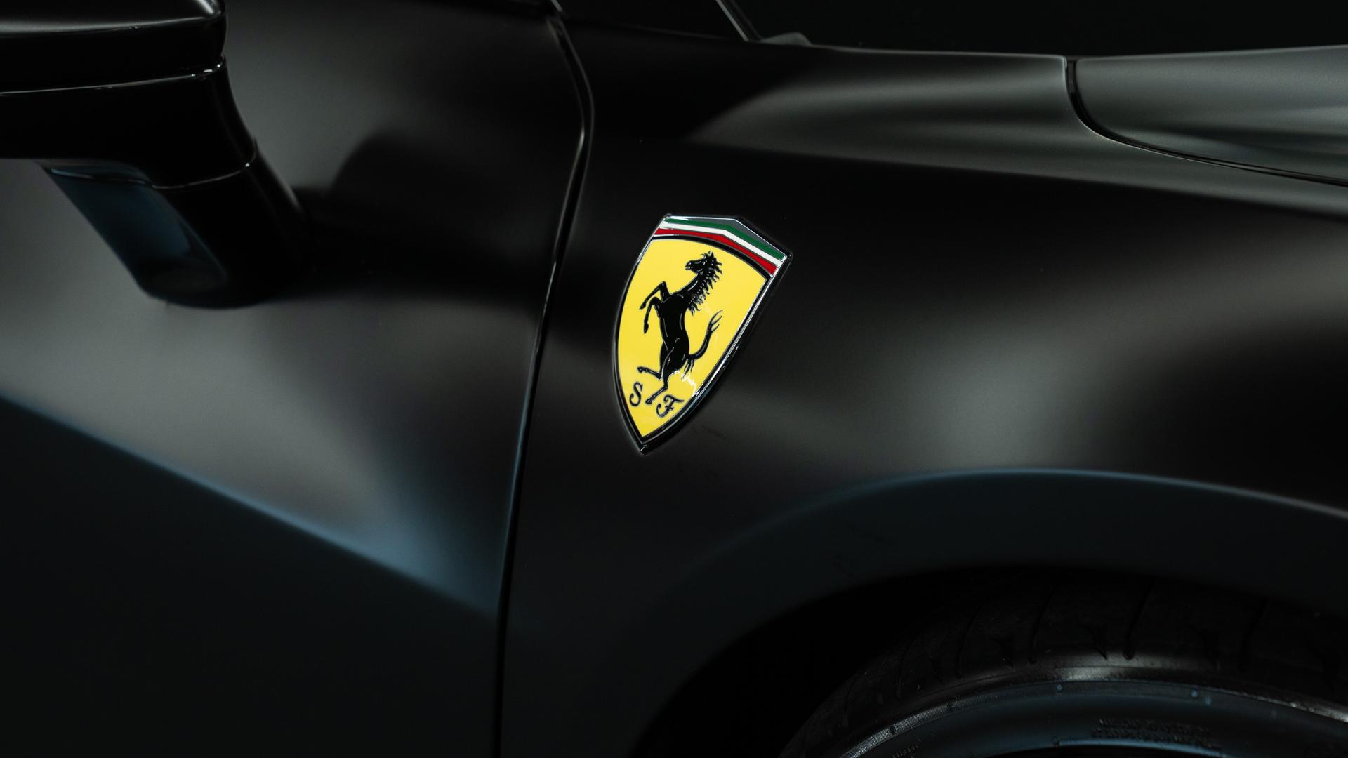 Ferrari 296 Photo 3ed9e8f7-3b6d-41a7-9d17-8e26d8448b00.jpg