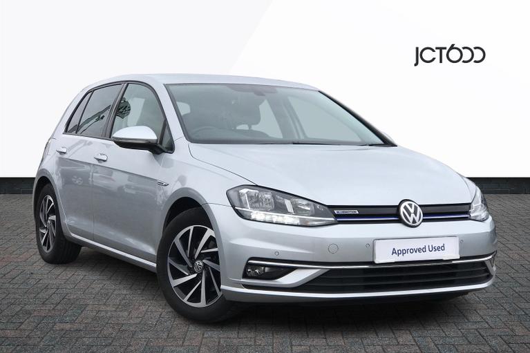 Used 2019 VOLKSWAGEN Golf 1.5 TSI EVO Match Hatchback 5dr Petrol Manual Euro 6 (s/s) (130 ps) Silver at JCT600