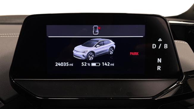 VOLKSWAGEN ID.4 Photo 9