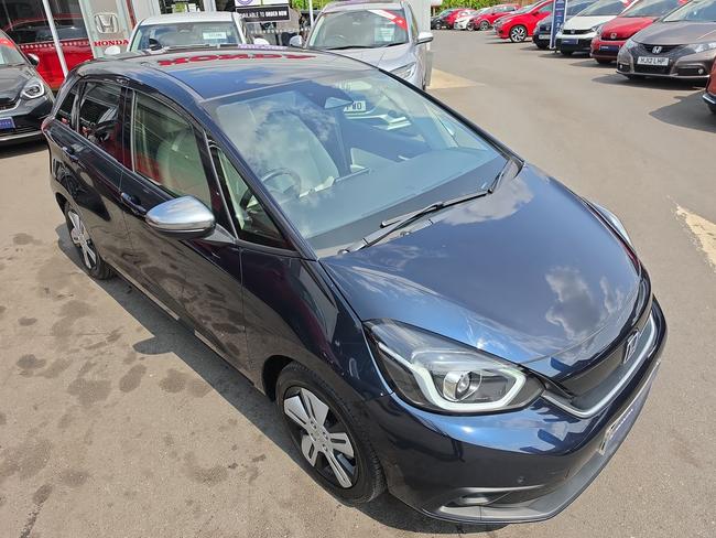 Honda Jazz Photo 3f5185f6-f58b-4c16-a836-5ddd754543e6.jpg