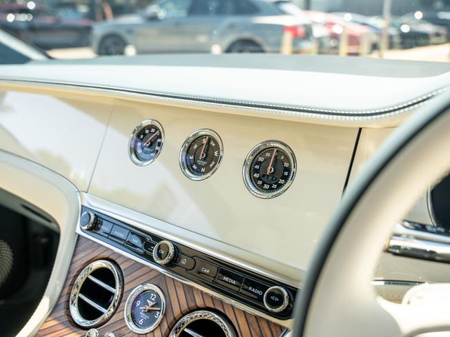 BENTLEY Continental GT  Photo 29