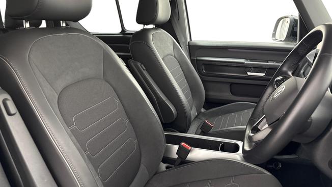VOLKSWAGEN Id. Buzz Photo 10