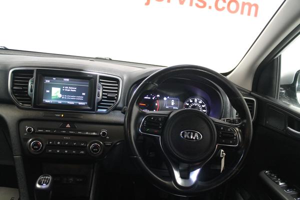 Kia Sportage 1.7 CRDi 2 SUV 5dr Diesel Manual Euro 6 (s/s) (114 bhp) Photo 8