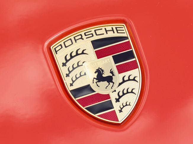PORSCHE 718 Cayman Photo 7