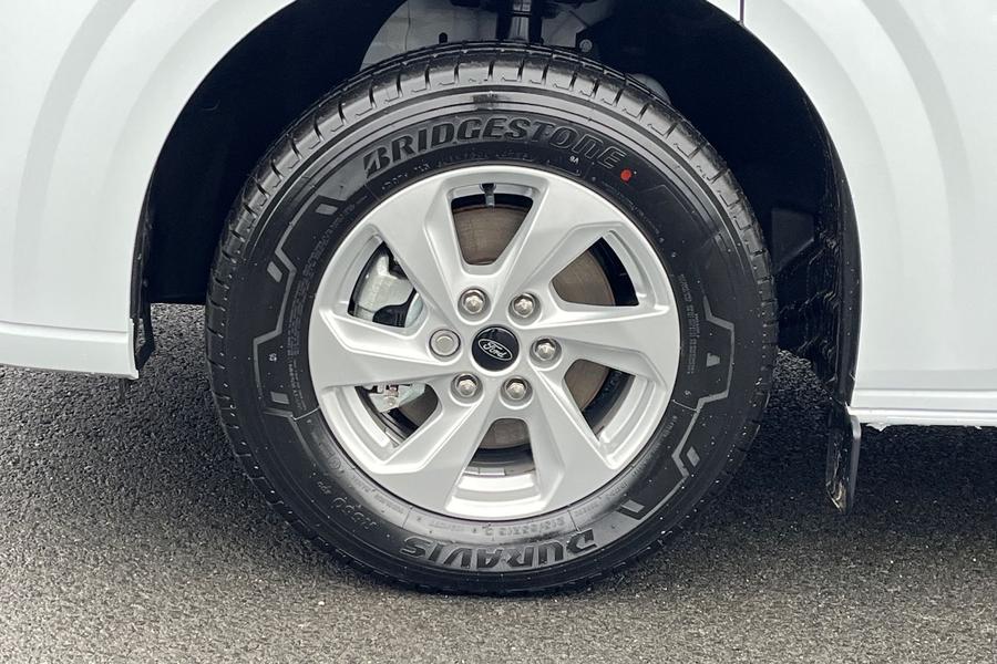 Ford TRANSIT CUSTOM Photo 3f78d300-7b23-4099-93d8-d09820f83cc9.jpg