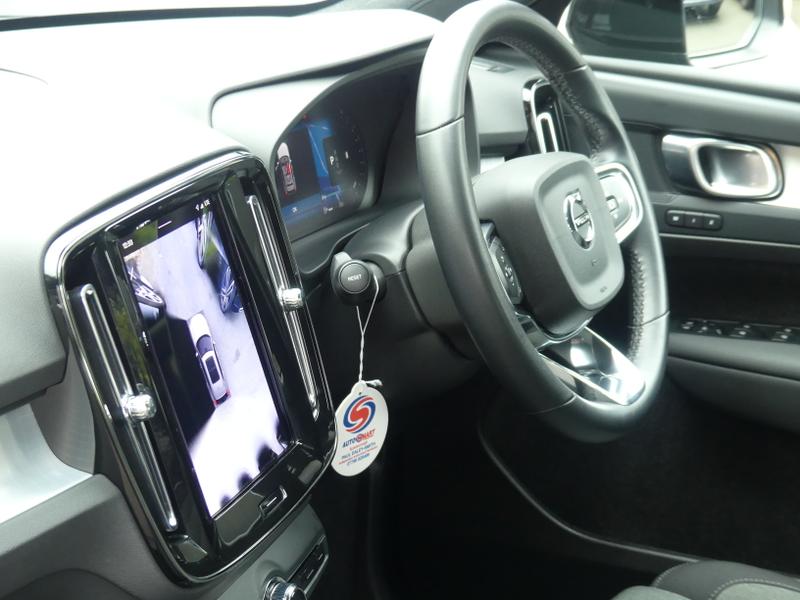 Volvo XC40 Photo 3f8d8f51-3cc8-4a48-955f-aec1c6fde311.jpg