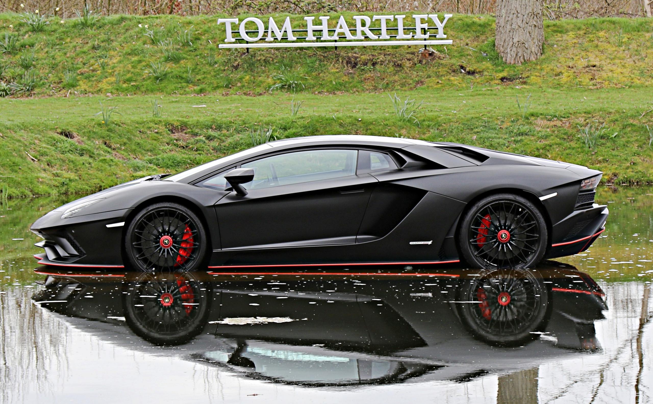 Used 2017 LAMBORGHINI Aventador LP740-4 S £234,950 3,000 miles