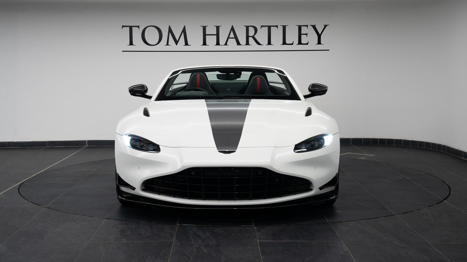 Aston Martin Vantage Photo 3f96c342-c195-4520-9dd7-8f078d24d440.jpg
