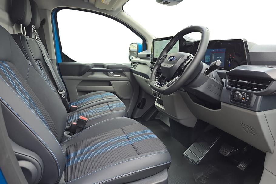 Used Ford E-TRANSIT CUSTOM CUSTOMSPORT2 15