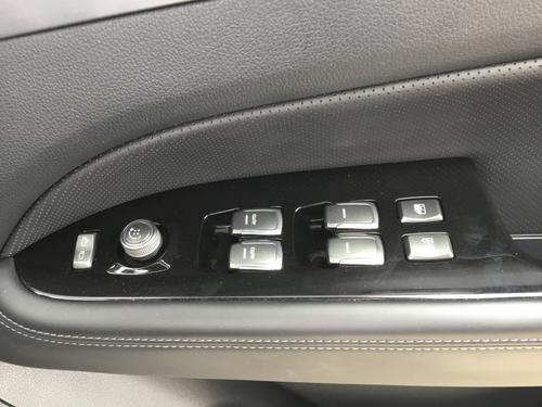 SsangYong Rexton Photo 3fb15e05-1f15-42fd-ad28-bf8ba254b8f1.JPG
