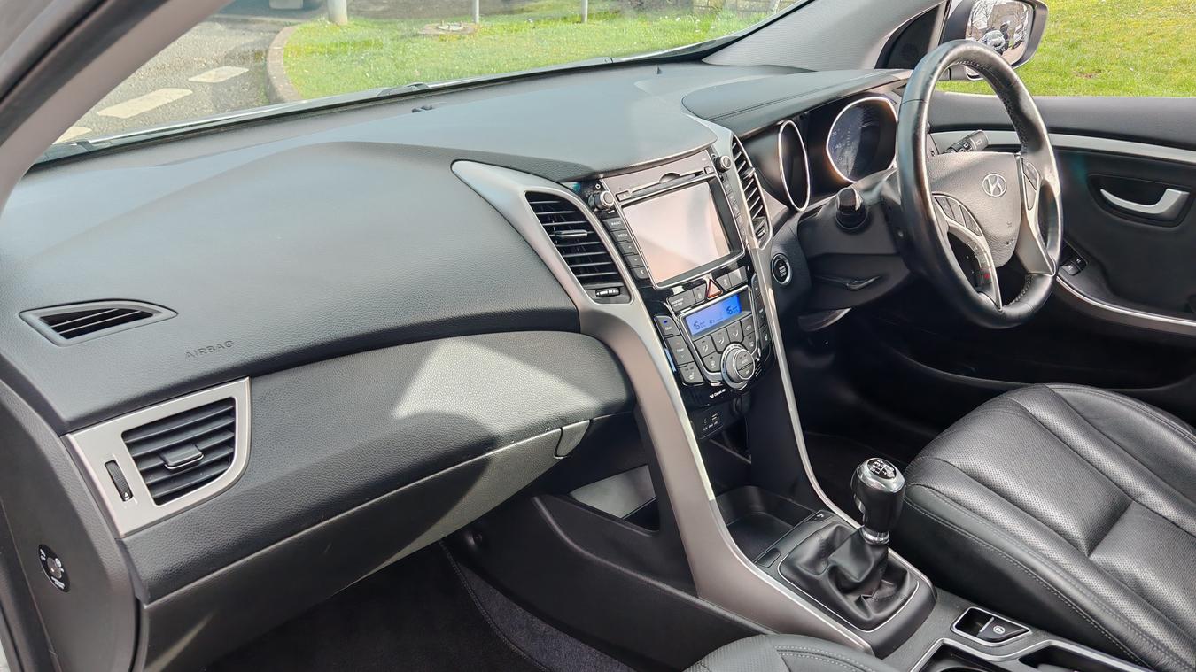 Used Hyundai i30 WG66KVJ 12