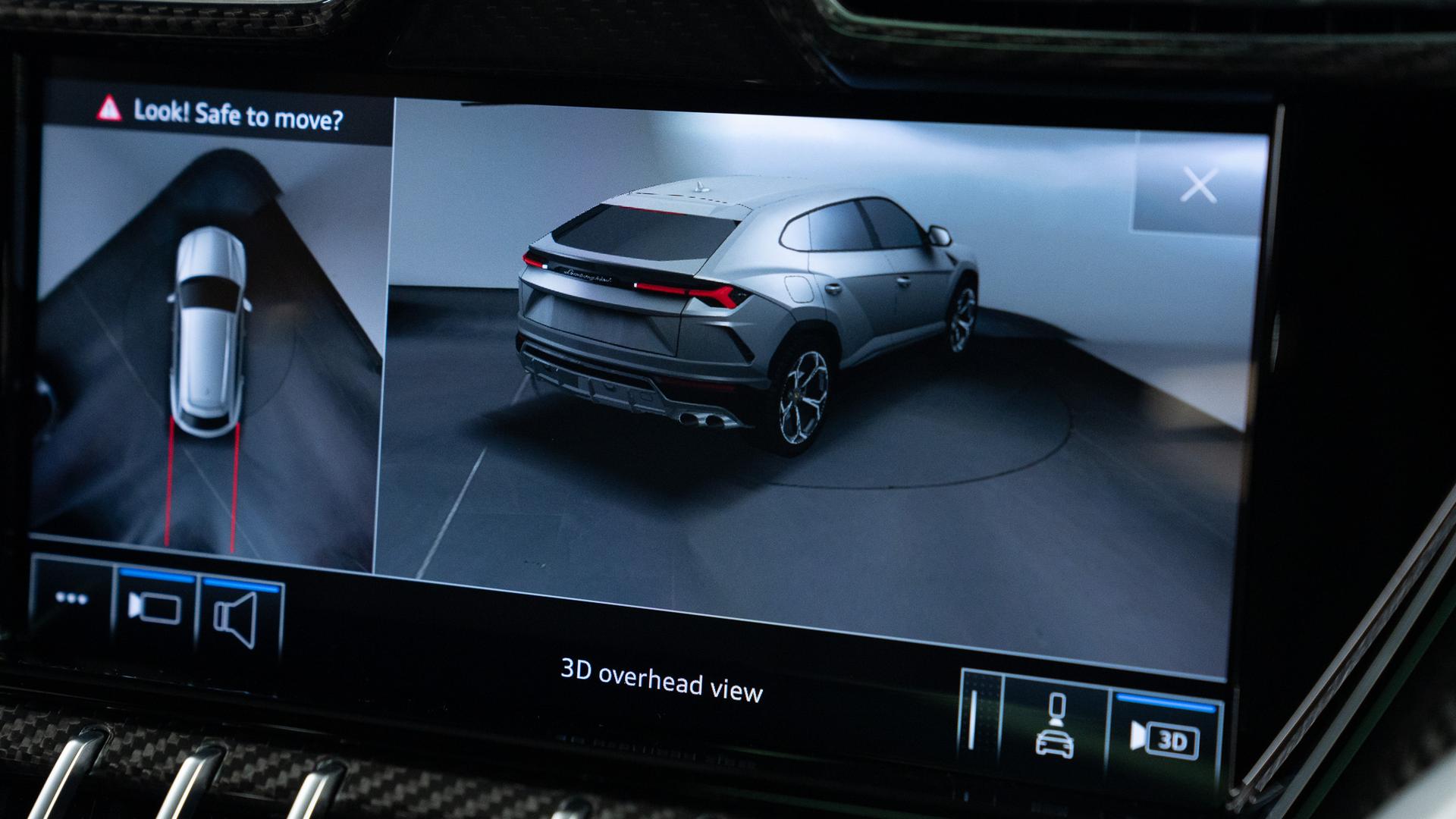 LAMBORGHINI Urus Photo 3fcd527e-14ae-49f7-b08b-f162249400ba.jpg