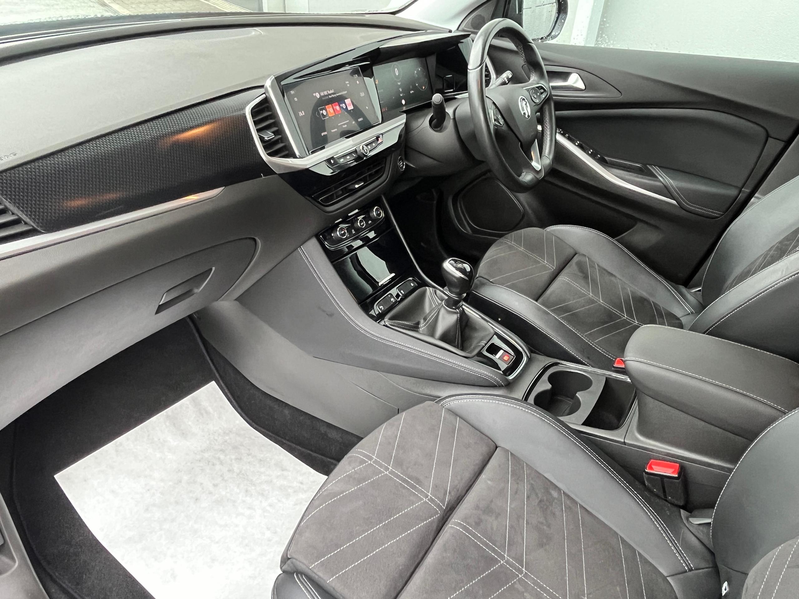 Vauxhall Grandland Photo 9