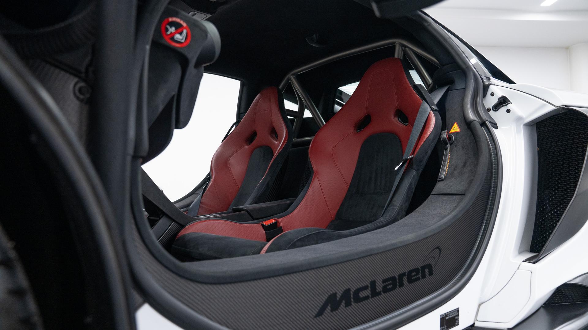 McLaren 675 LT Photo 3fe7a38f-a114-4f2a-8278-fbe5cb52001a.jpg