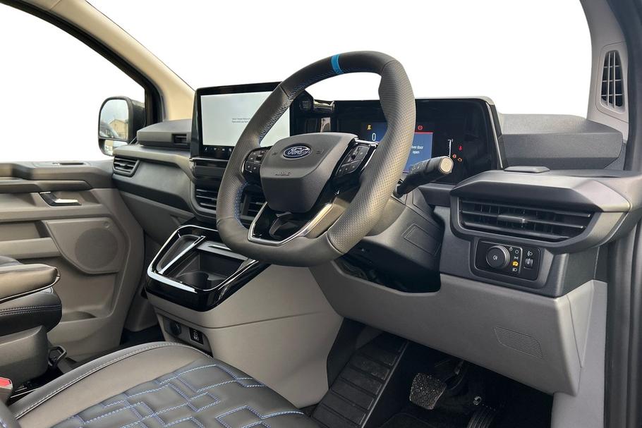 Used Ford TRANSIT CUSTOM L1DCIVMSRT2 14