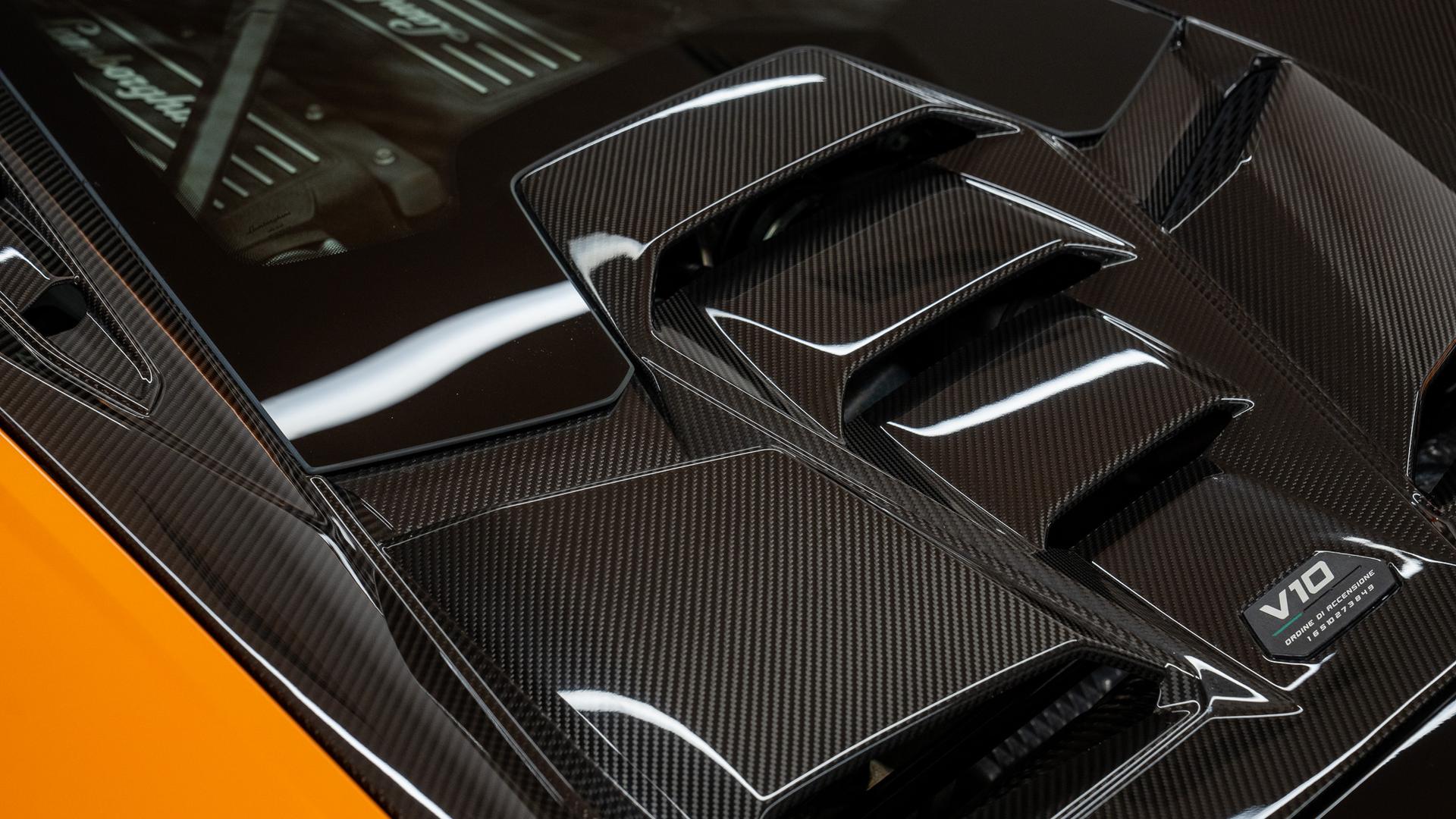 LAMBORGHINI Huracan Photo 3ff7c053-54ee-4344-ac62-be882f1b66eb.jpg