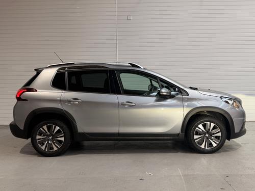 Peugeot 2008 Photo 40140d2a-aa5d-45be-a34b-1ffce8bbe7a8.jpeg