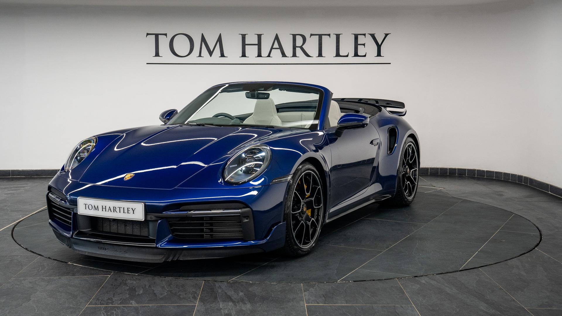 Porsche 911 Turbo S Photo 401c399e-104c-4e2d-a985-7f60e14b2497.jpg