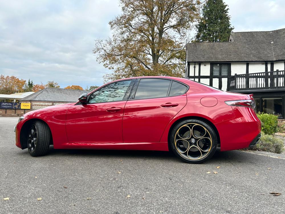 Used Alfa Romeo Giulia WM26GZJ 23