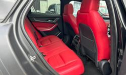 Jaguar F-PACE Photo 3