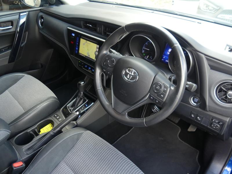 Toyota Auris Photo 404f0a22-2264-410b-bd94-1c6ec897ba9a.jpg