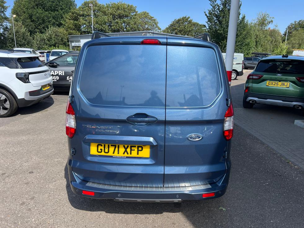 Ford Transit Courier Photo 405001fe-4151-470b-8661-b761d7fd7ea2.jpeg