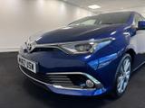 Toyota Auris Photo 6