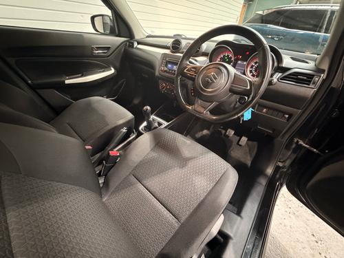 Suzuki Swift Photo 405fa3a9-ad5a-4ebe-9e86-b2293c12d0cc.jpeg