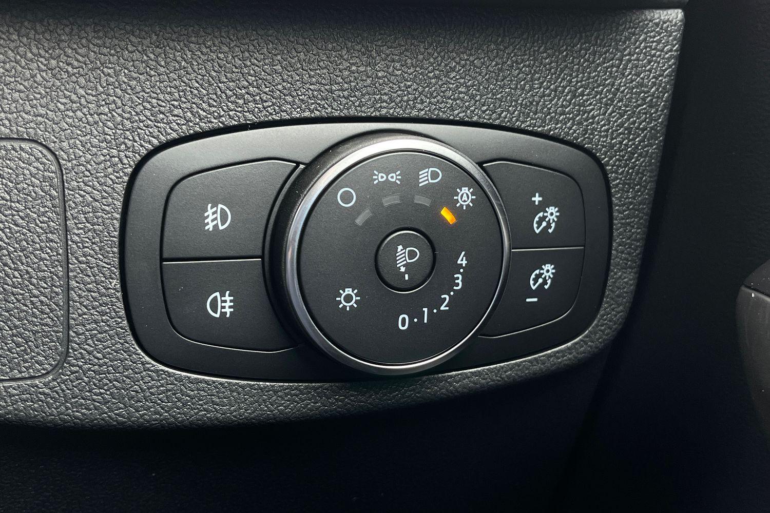 Ford FOCUS Photo 27