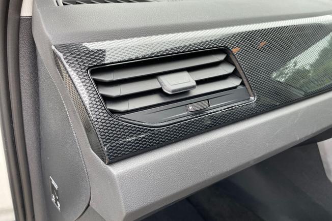 VOLKSWAGEN Polo Photo 18