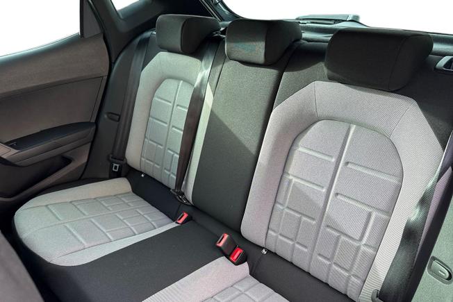SEAT Ibiza Photo 9