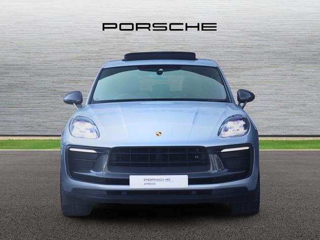 PORSCHE Macan Photo 5