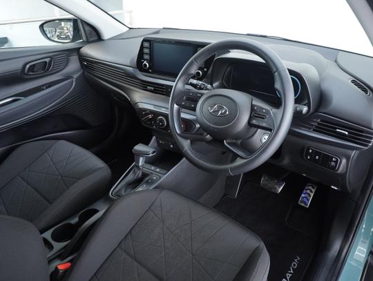 Hyundai BAYON Photo 408753c5-7f30-4137-8c68-2b1108df3231.jpg