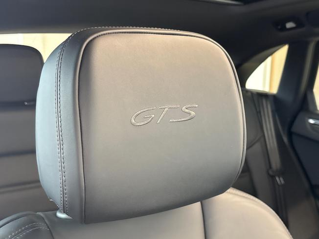 Porsche Macan Photo 14