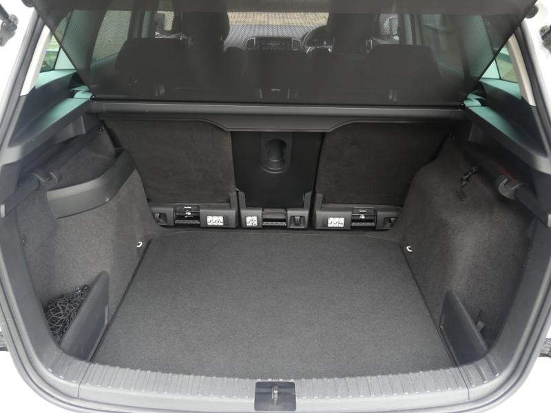 Skoda Karoq Photo 40b0b0e6-d741-4c4d-a3a1-d308d3815b74.jpg