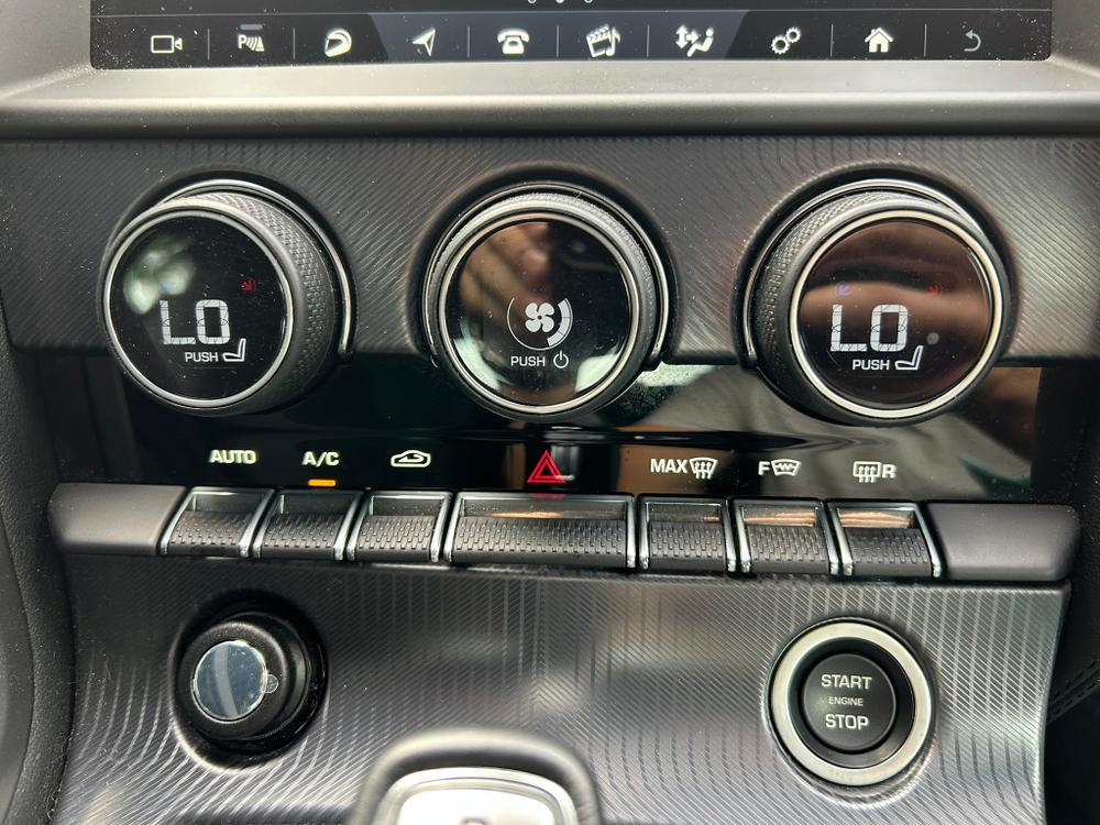 Used Jaguar F-Type RO20UJT 32