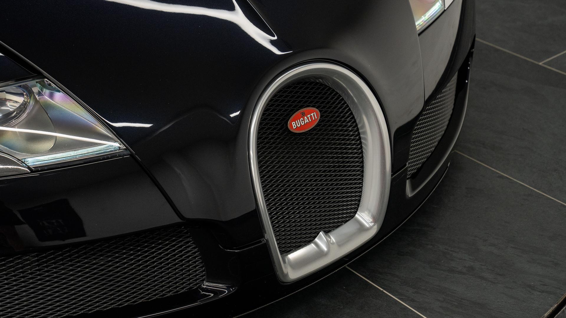 Bugatti Veyron Photo 40b86030-96b9-423b-8562-158c5ccc3335.jpg