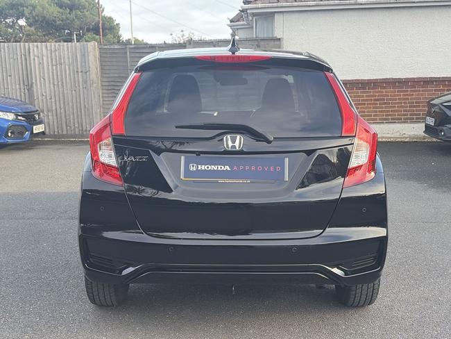 Honda Jazz Photo 40ba2f0f-a6d6-4c86-a4e0-86e96218a407.jpg
