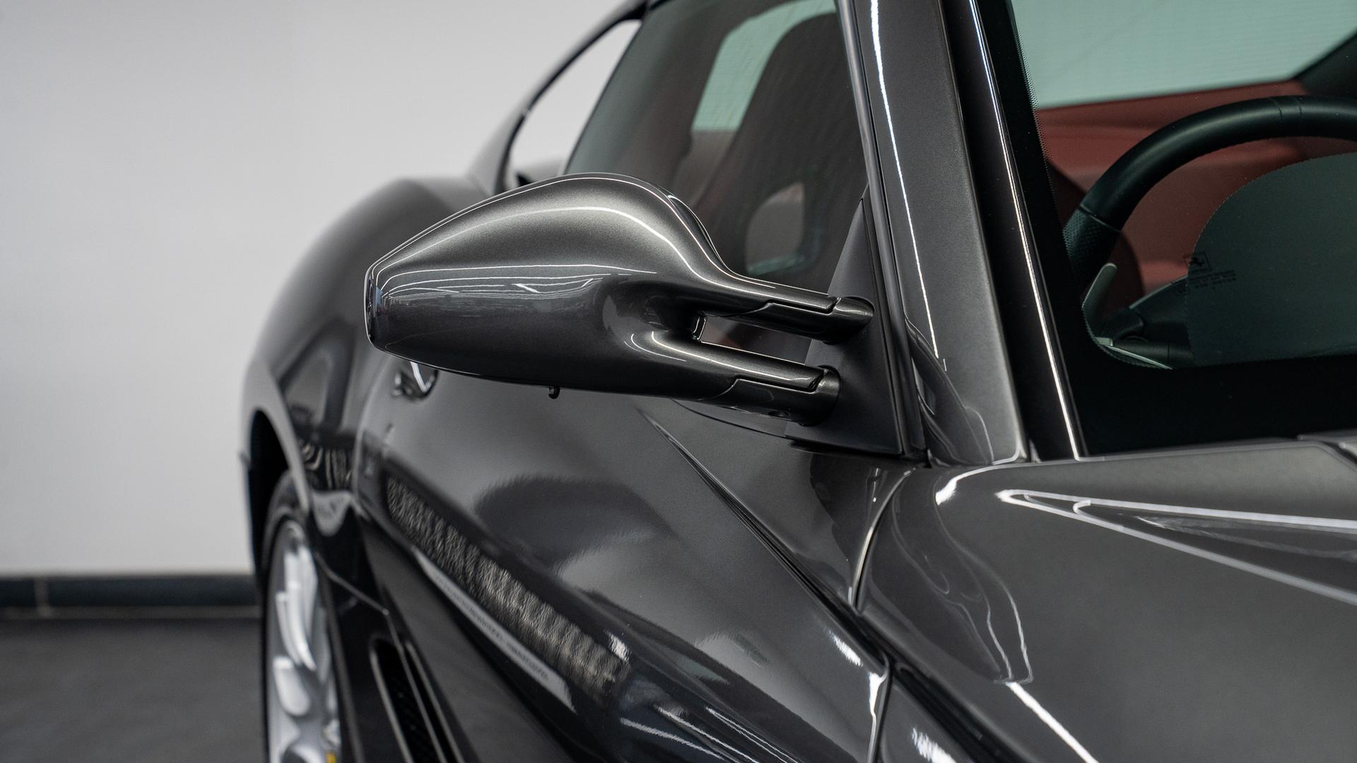 Ferrari 599 Photo 40c02abd-5391-458d-8037-eeab9ce0a8cc.jpg