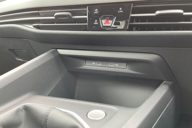 VOLKSWAGEN Golf Photo 31