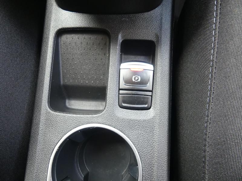 Renault Captur Photo 40d0d253-0fac-4984-b26e-3549c2fc232b.jpg