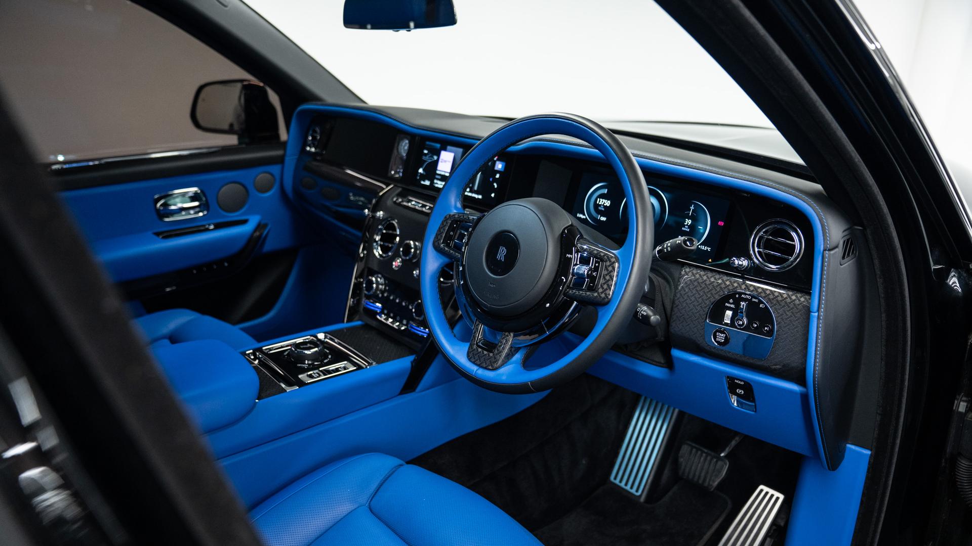 Rolls-Royce Cullinan Series II Photo 40d46d8d-f1f3-400f-94f0-757aad1d29ed.jpg