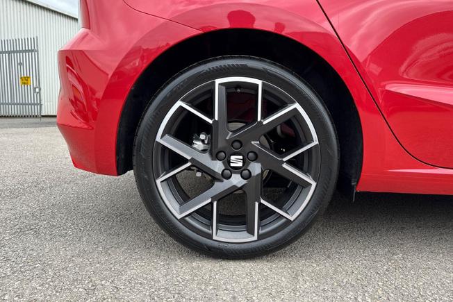 SEAT Ibiza Photo 21