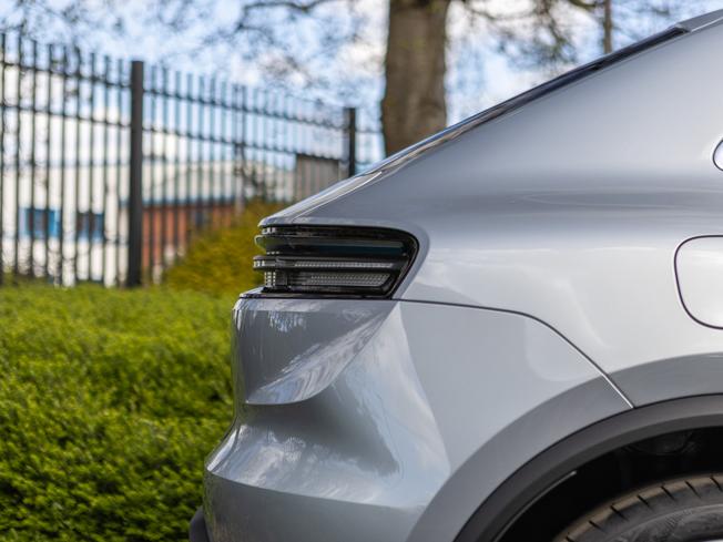 PORSCHE Macan Photo 27