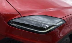 Jaguar E-PACE Photo 9