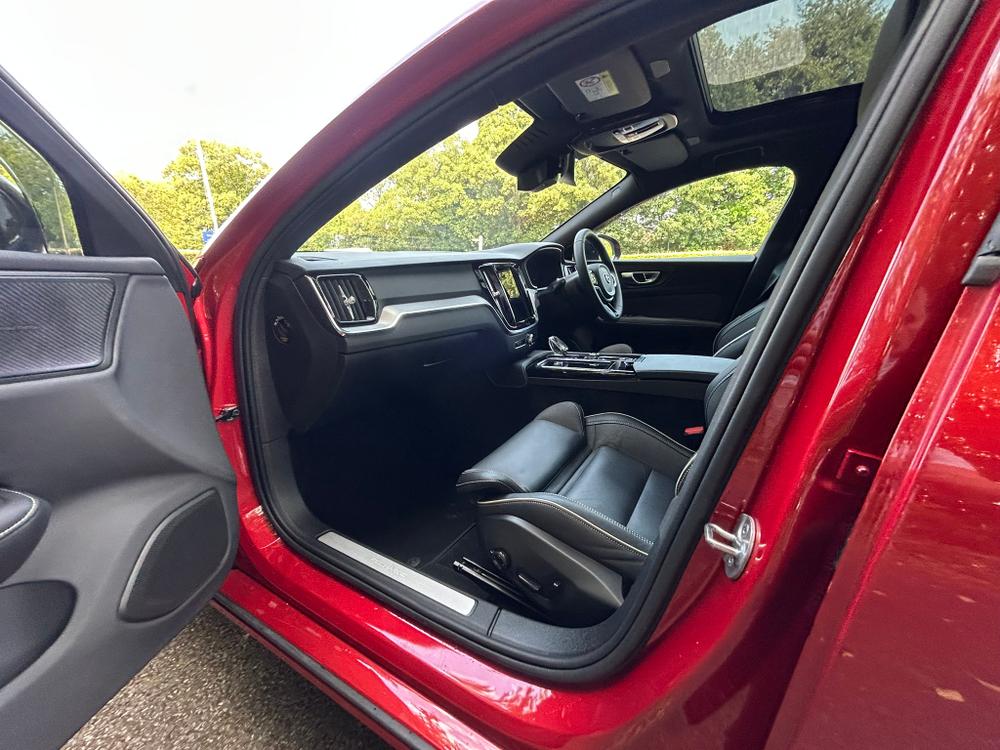 Used Volvo S60 KP72DSU 38