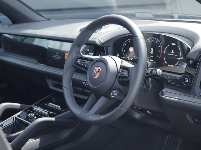PORSCHE Cayenne Photo 17