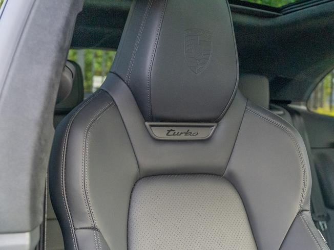 PORSCHE Macan Photo 11
