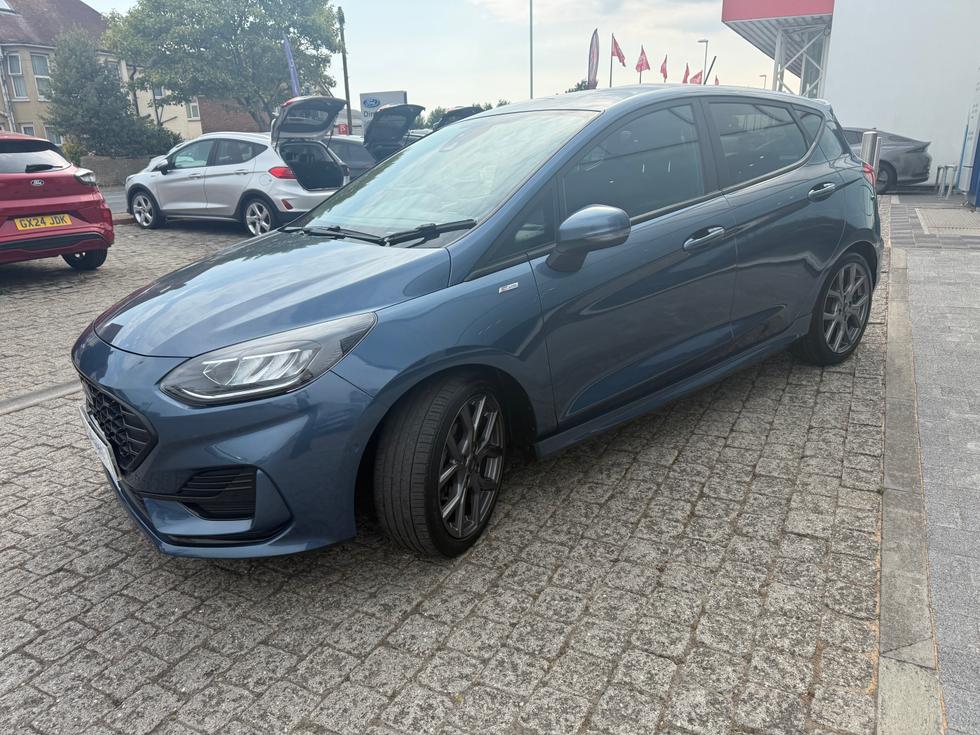 Ford Fiesta Photo 4118df66-5b8b-45bf-8053-7373f5983951.jpeg