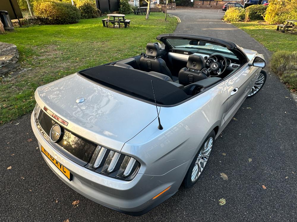Used Ford Mustang RY18AVC 25